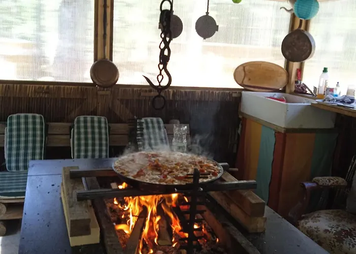 Hibou 1 Couchage En 140 Domaine De La Mamounette Champclause